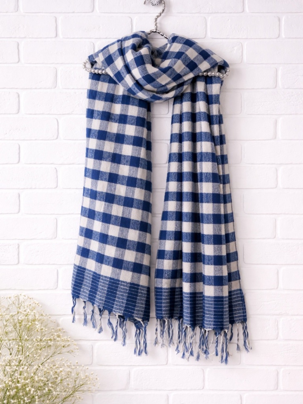 Zara Accessories NWT Blue and White Check Plaid Gingham Fringe Scarf Wrap Size M - Picture 2 of 4
